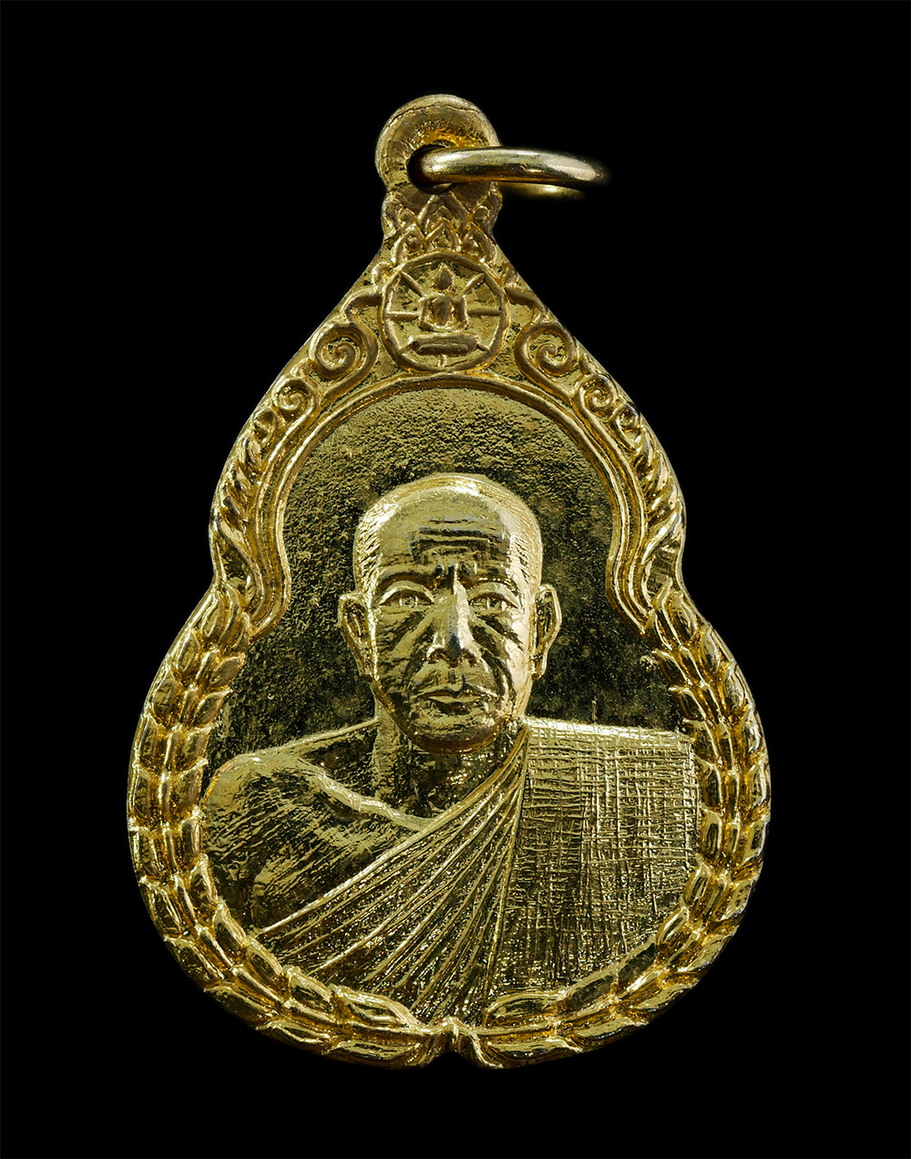 3Mar2025 (13)p.jpg - เหรียญหลวงพ่อเฉื่อย(พระครูกัลยาณกิจโกศล) วัดเกาะราษฎร์ศรัทธาธรรม ต.ลาดงา อ.เสนา จ.อยุธยา สร้างปี 2522 เนื้อกะไหล่ทอง#2 | https://kamulet.in.th